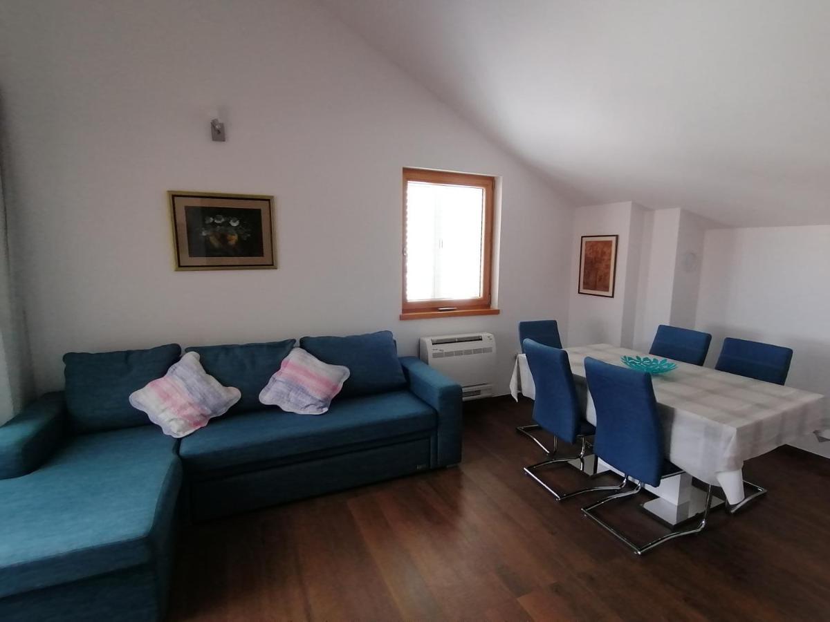 Lily Apartments Punta Skala Petrcane Eksteriør billede