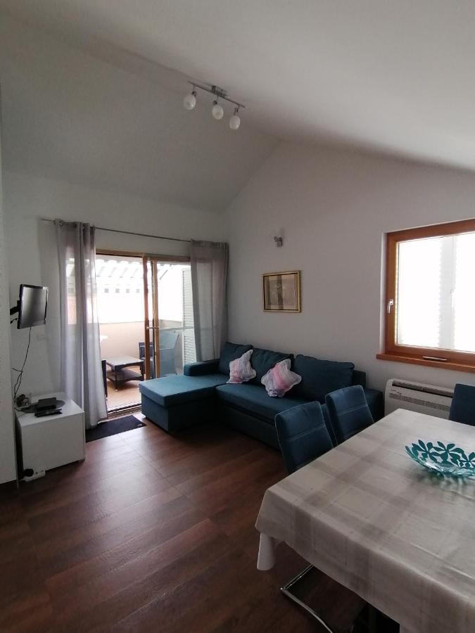 Lily Apartments Punta Skala Petrcane Eksteriør billede