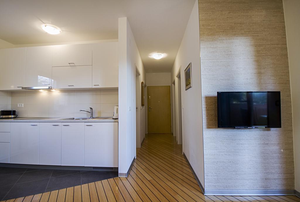 Lily Apartments Punta Skala Petrcane Værelse billede