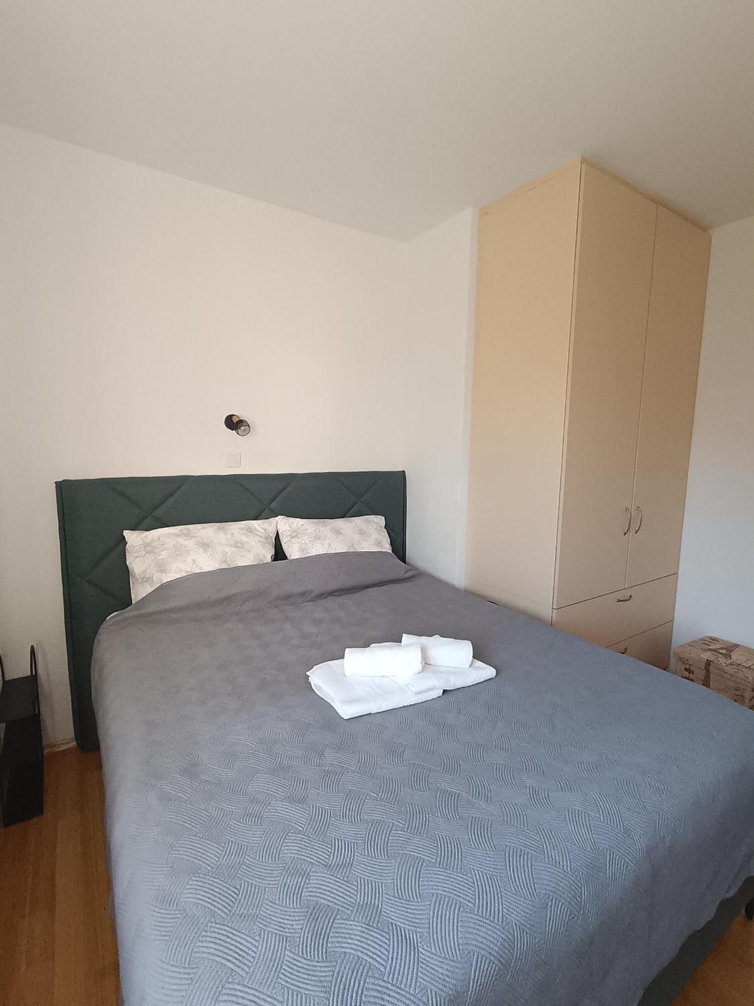 Lily Apartments Punta Skala Petrcane Eksteriør billede